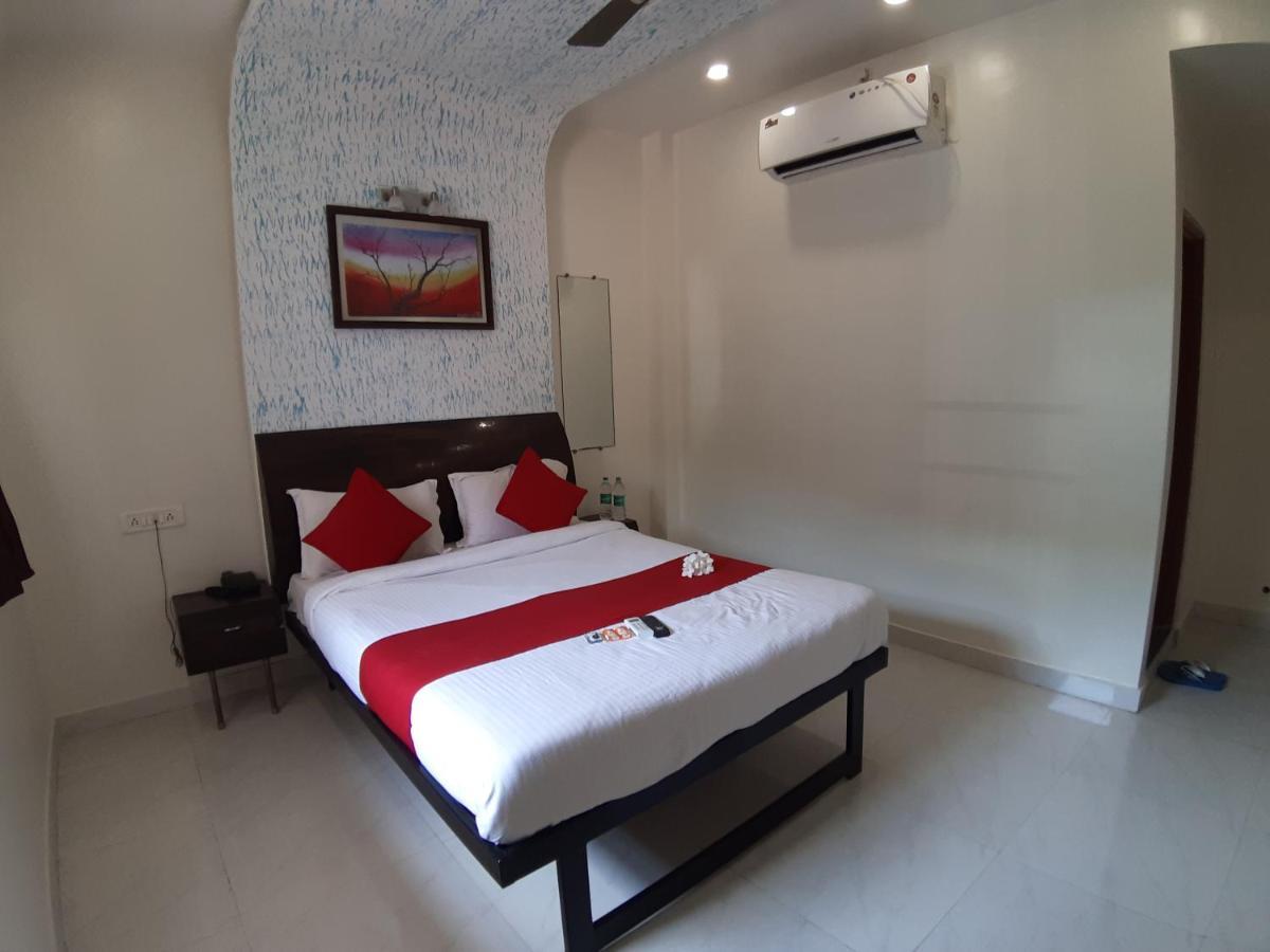 Hotel Great Annapurna Khuldabad Extérieur photo